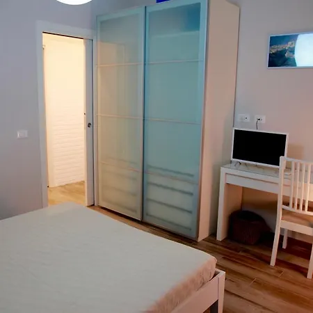 Via Mascagni Apartamento